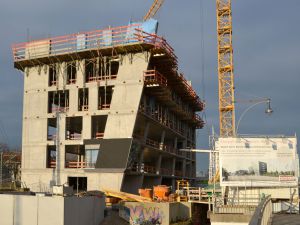  immeuble de bureaux à la forme spectaculaire