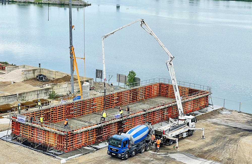 Formwork on platform