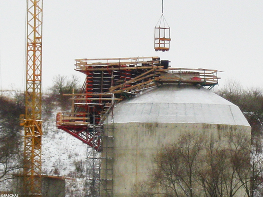 Kläranlage Rollsdorf mit Faulturm