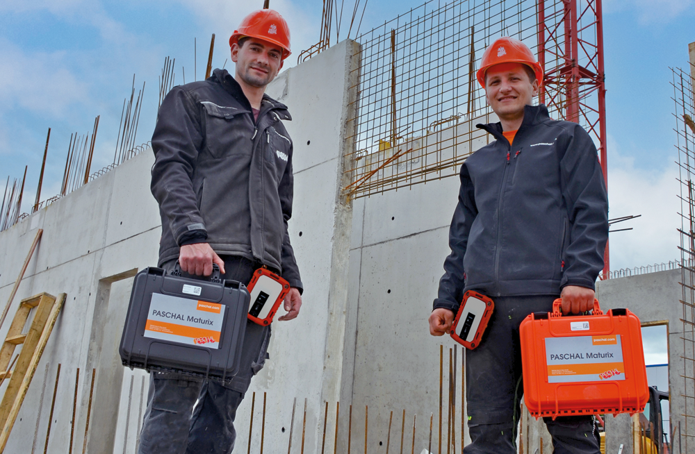 Two men with Maturix equipment