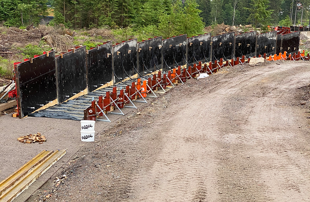 Panels of TTR circular trapezoidal girder formwork