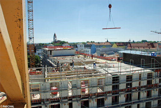 Blick auf die Baustelle der Münchner Wohnanlage