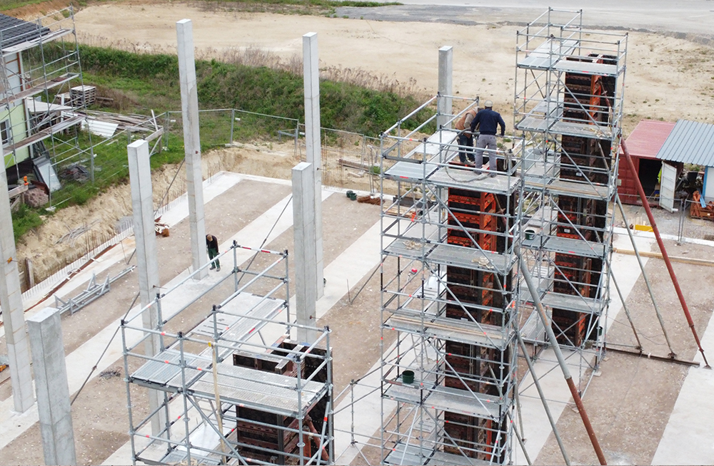 Reinforced concrete columns formed with PASCHAL formwork